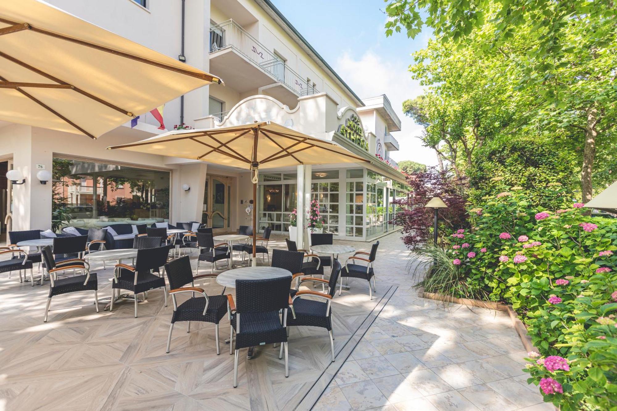 Hotel Athena Cervia Kültér fotó