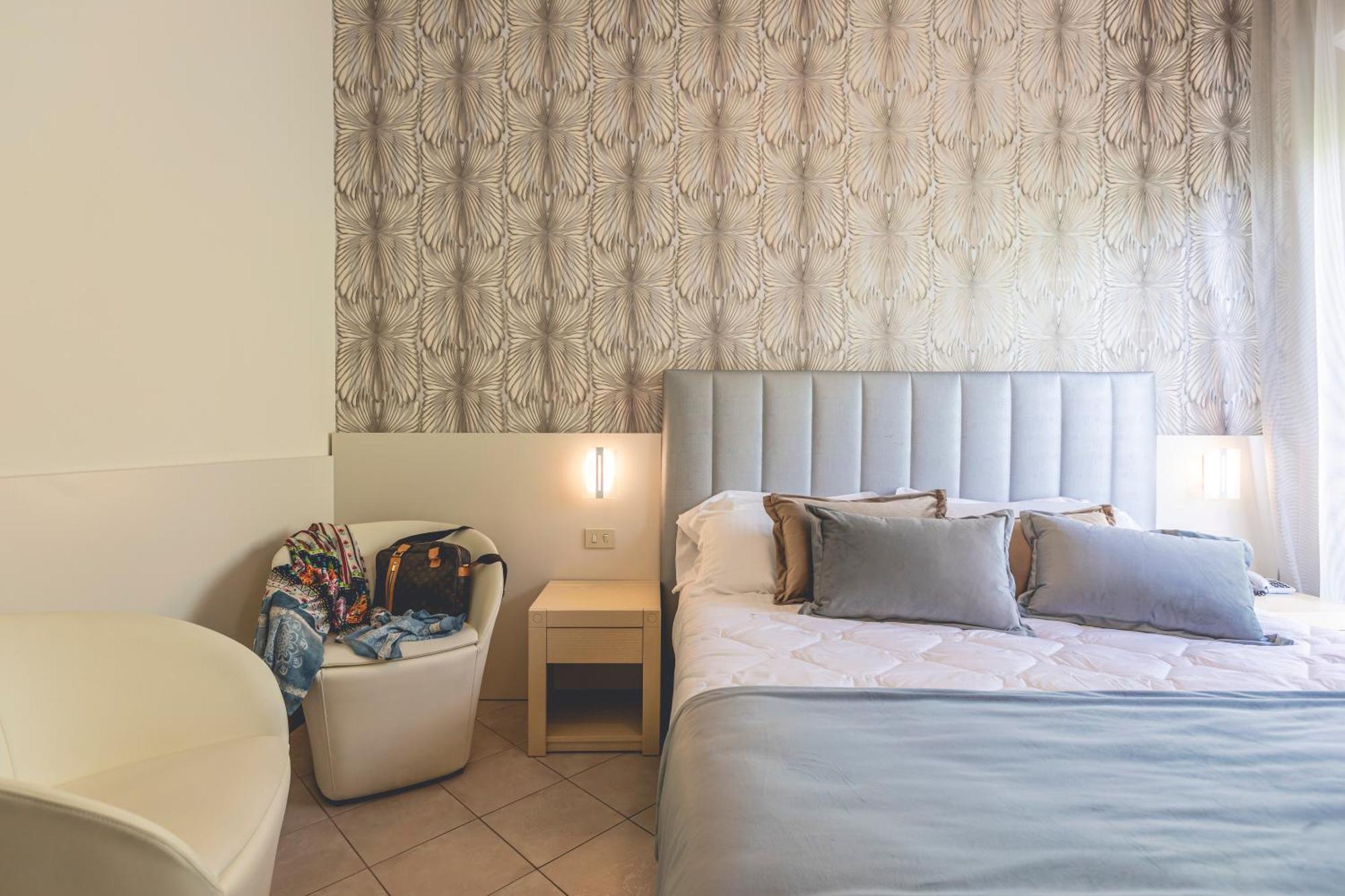 Hotel Athena Cervia Kültér fotó