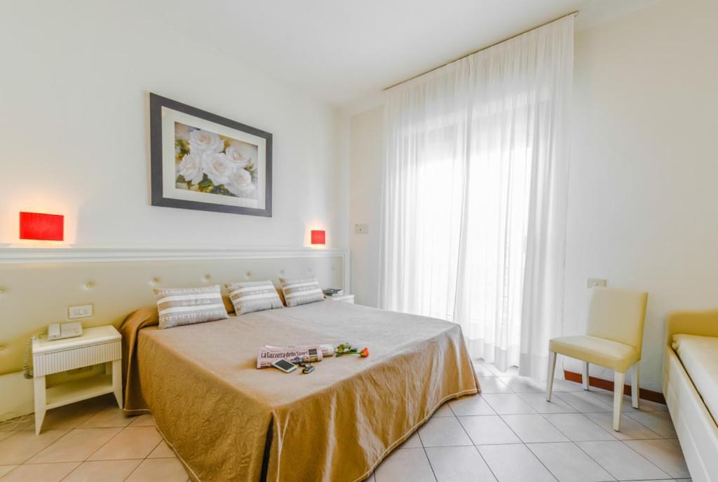 Hotel Athena Cervia Kültér fotó